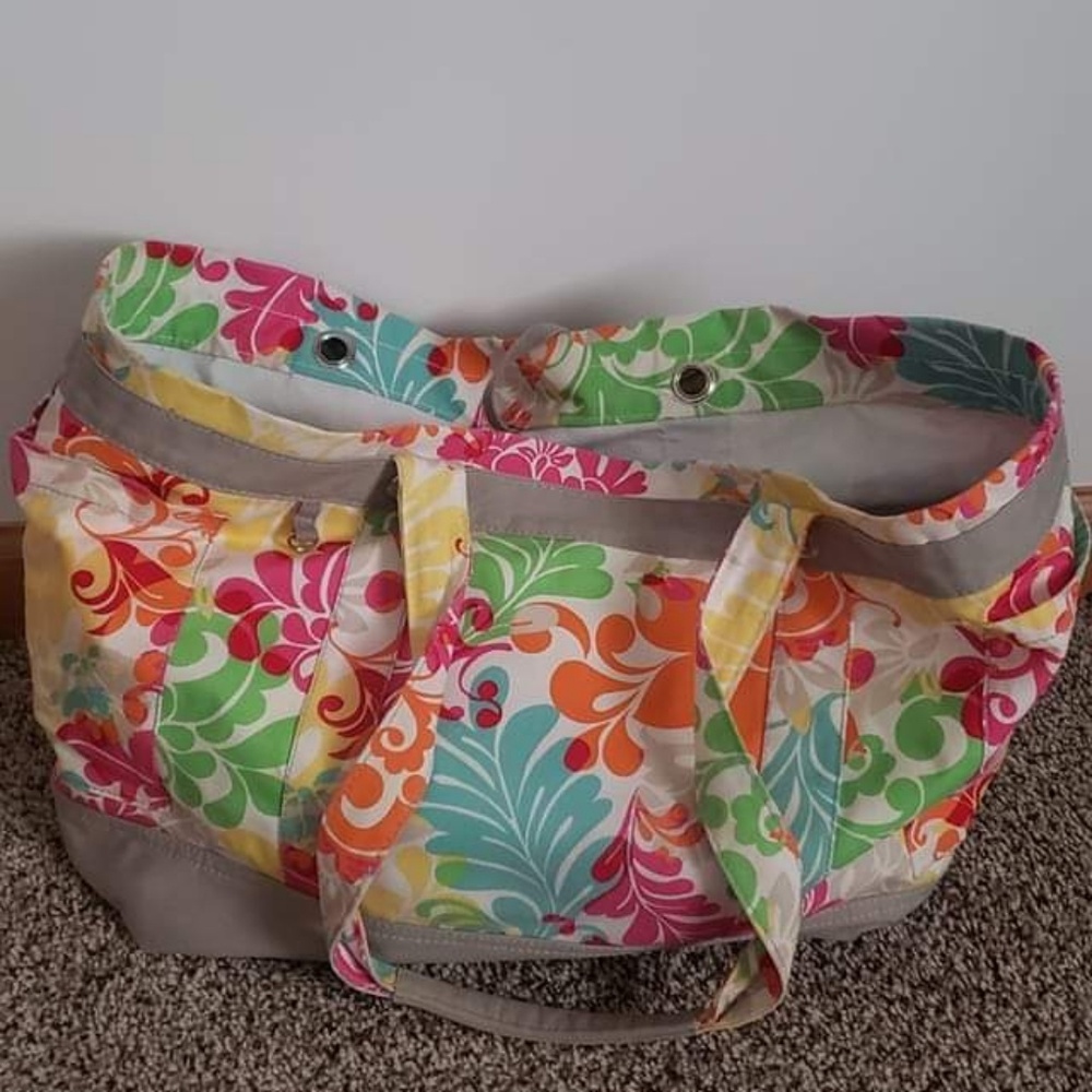 31 Tote-ally awesome tote.